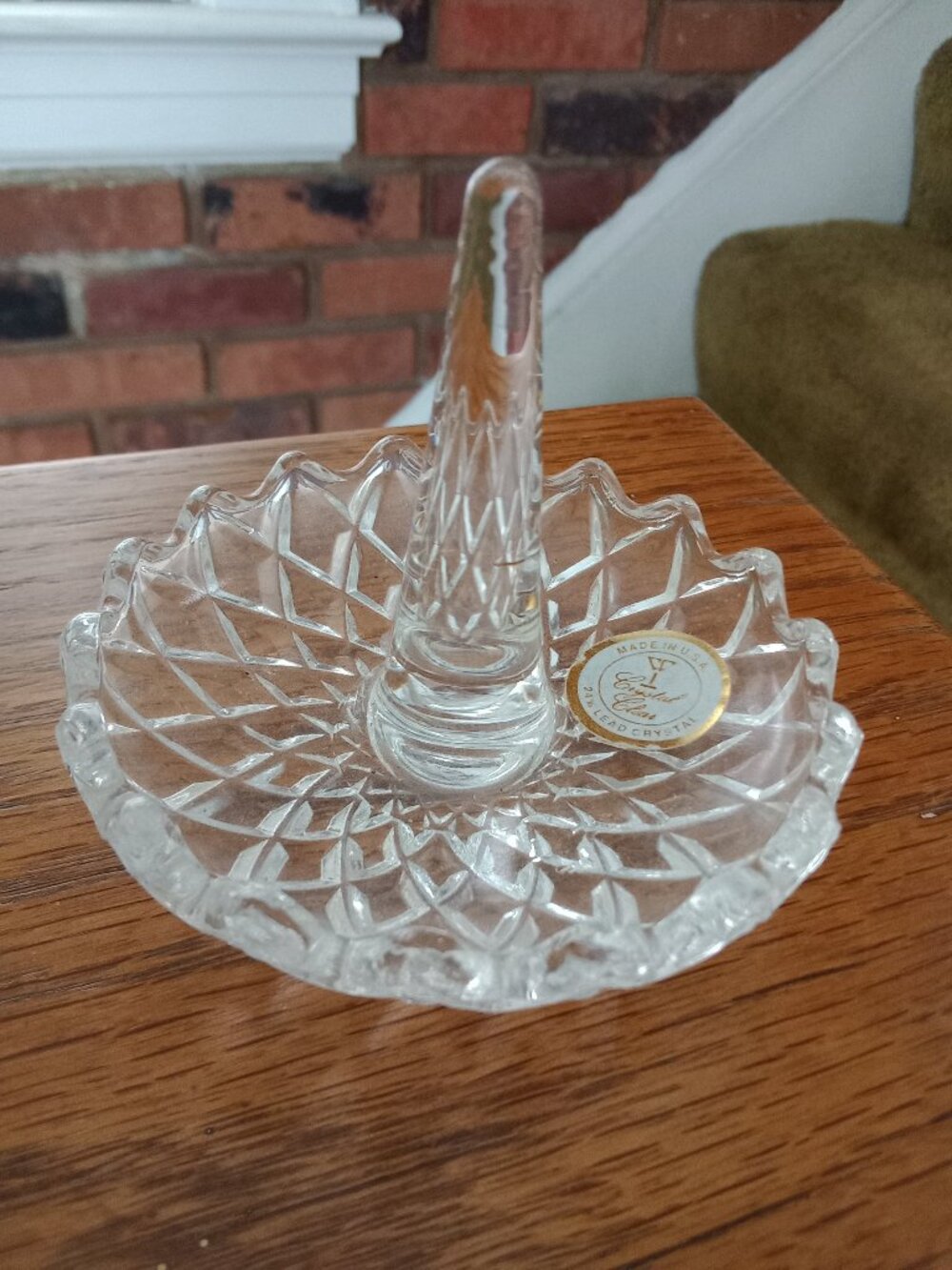 Lead Crystal Ring Holder